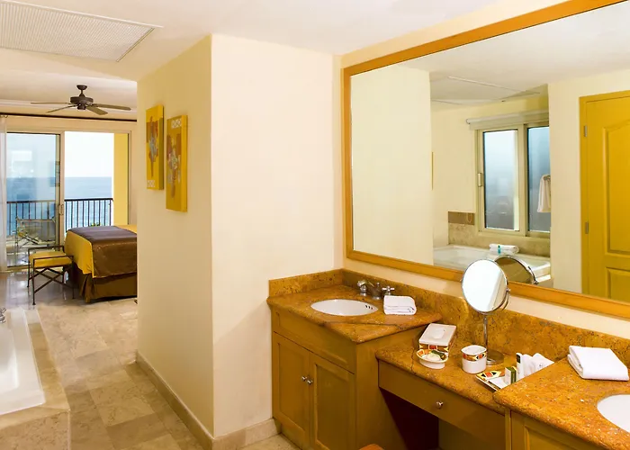 Del Arco & Resort Cabo San Lucas